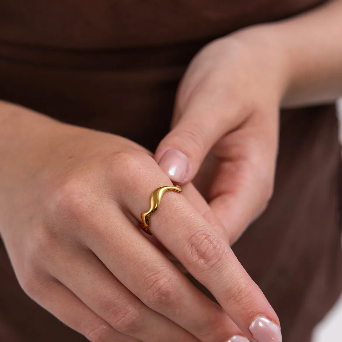Abstrakt Wave Adjustable Ring