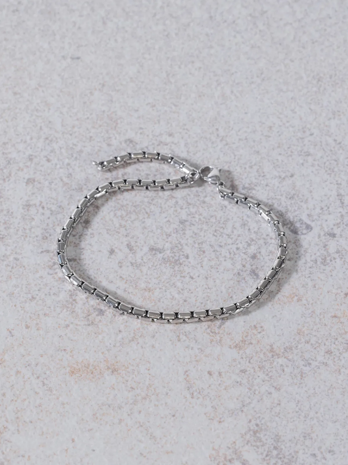 Bold Box Chain Armband