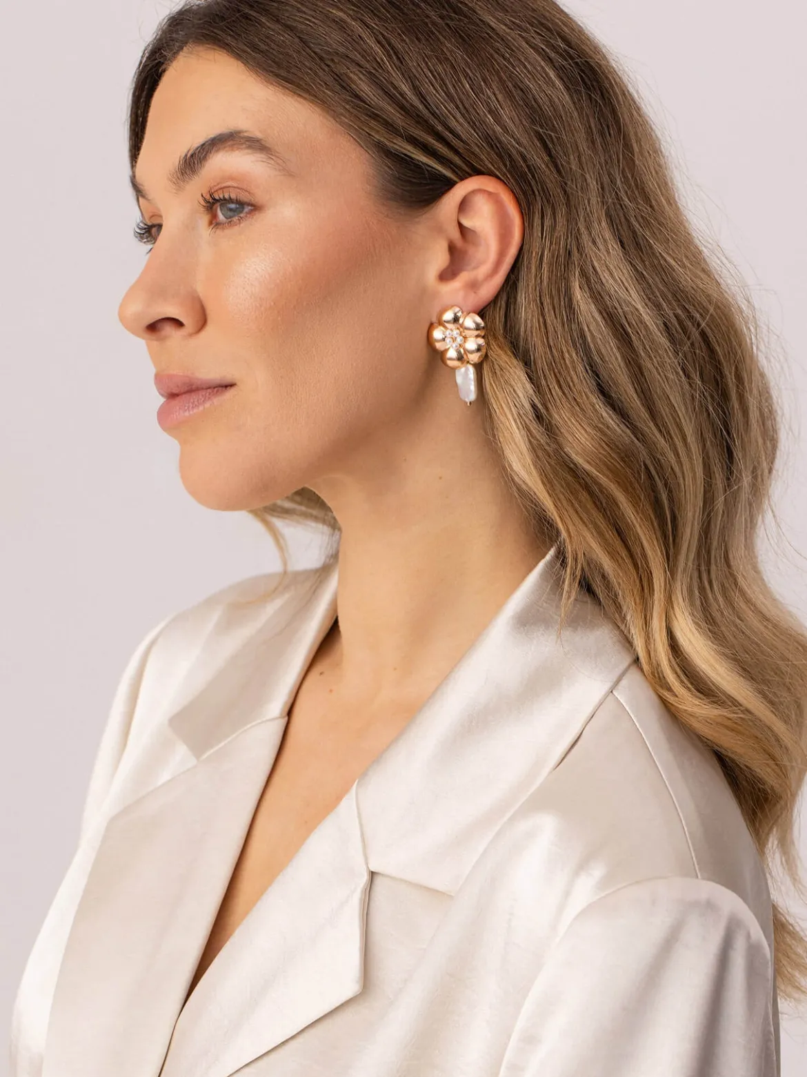 Floral Pearly Ohrringe