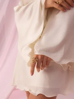 Jewelry Box Hibiscus Ring