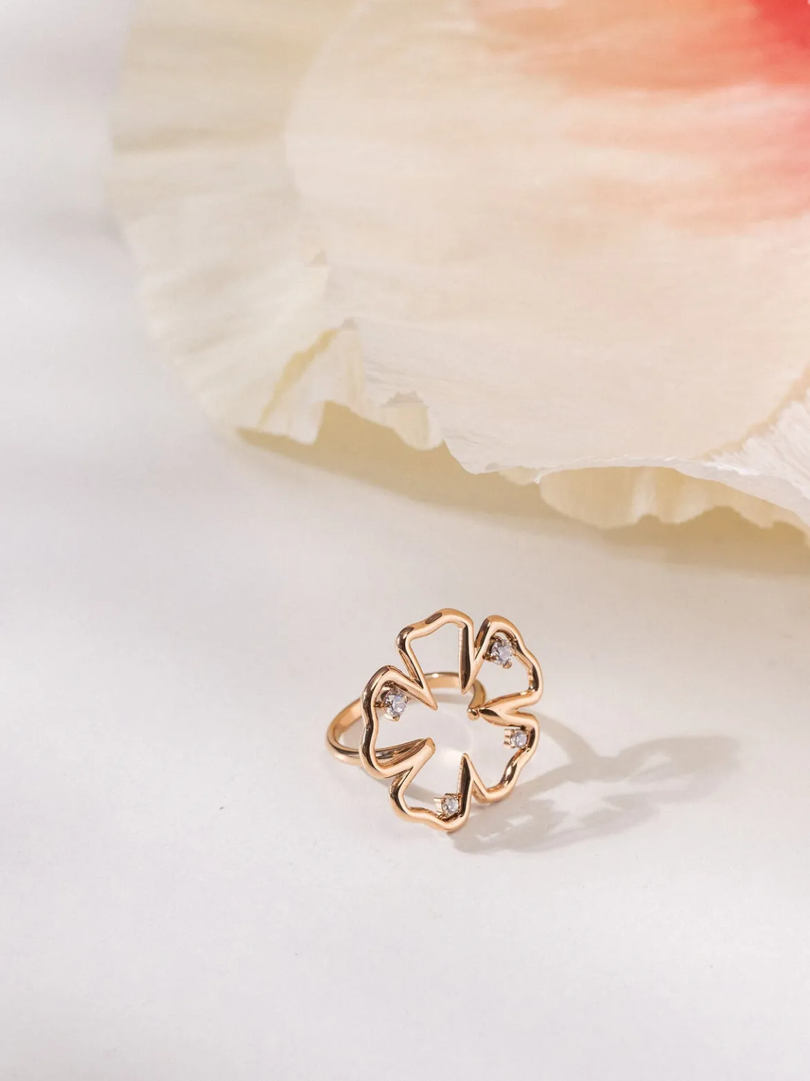 Jewelry Box Hibiscus Ring
