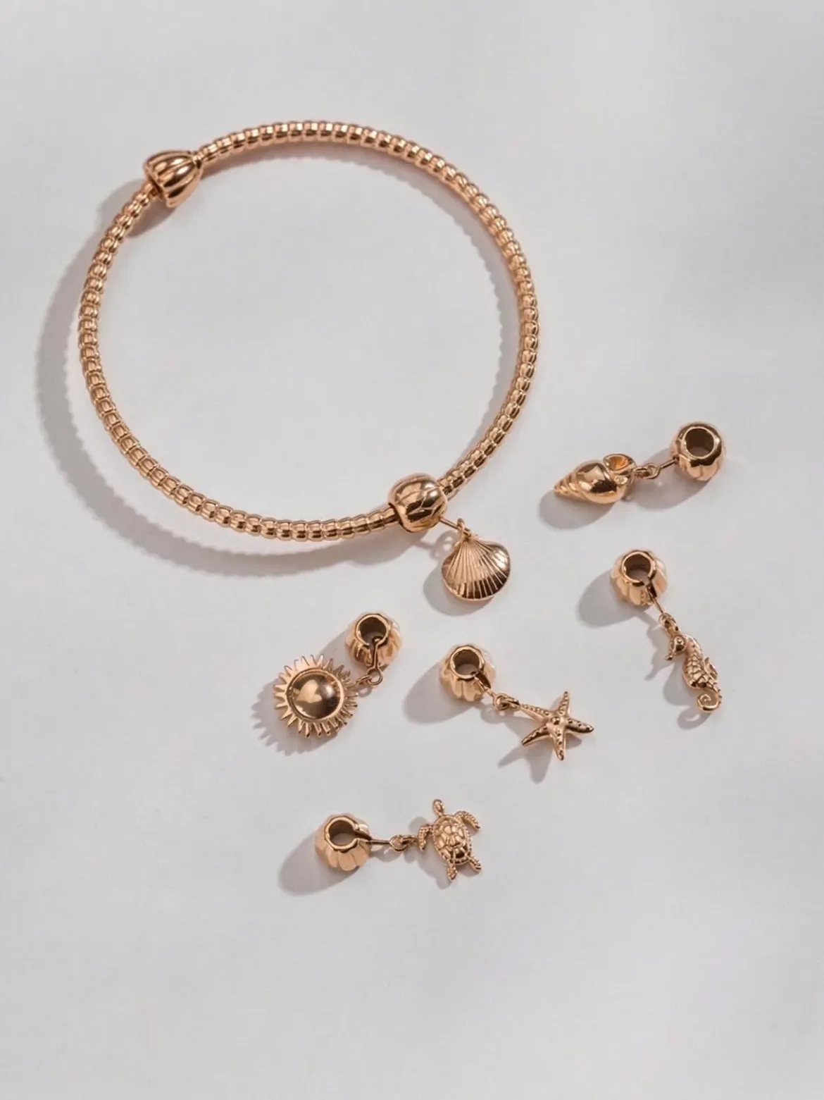 LEI Twisted Seashell Charm