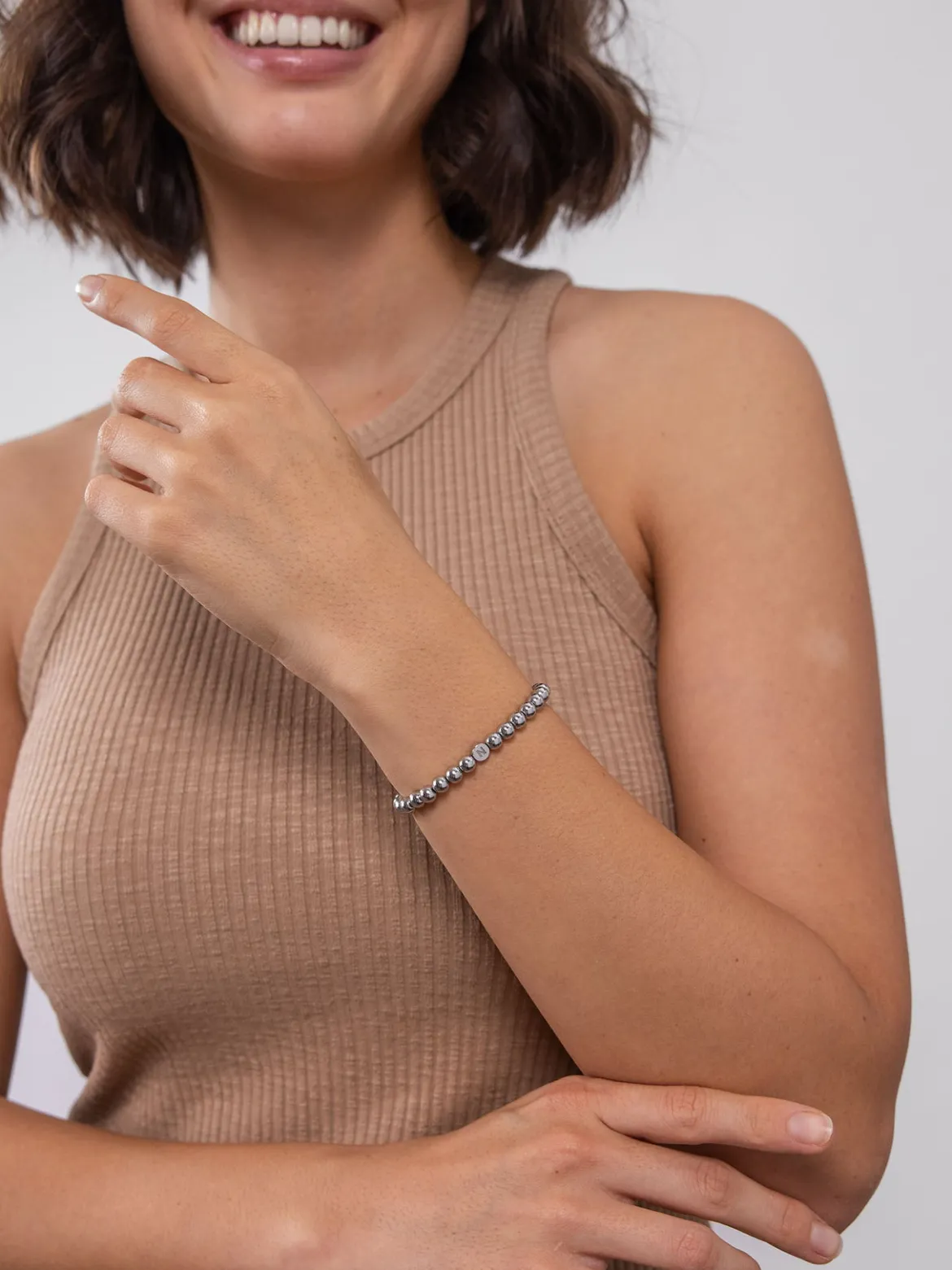 Letter N Armband