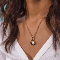 Pearl Charm