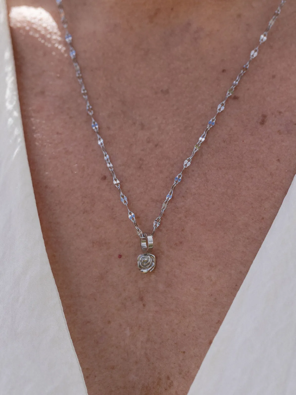 Rosen Charm Anhänger - Geburtsblume Juni