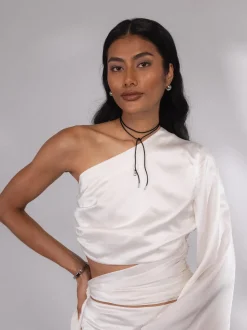 Schwarze Satin Kette