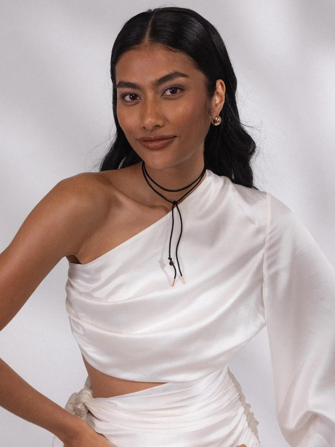 Schwarze Satin Kette