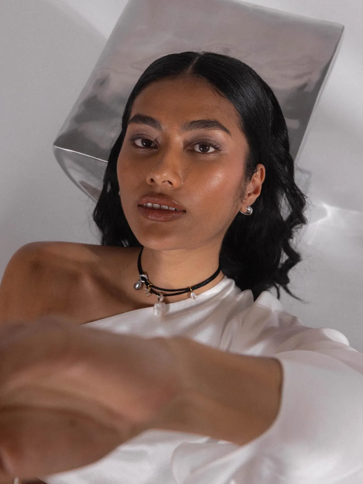 Schwarze Satin Kette