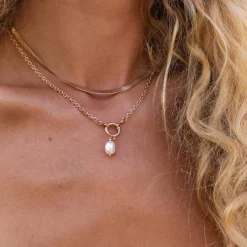 Shimmering Charm