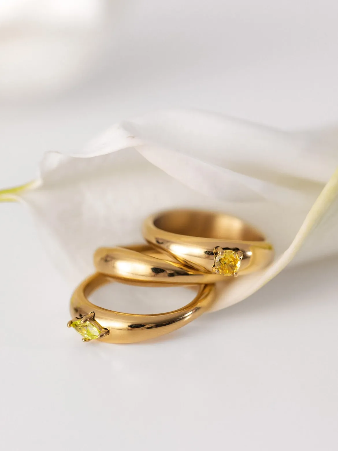 Soft Curve Ring Set