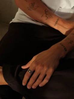 Tide Ring