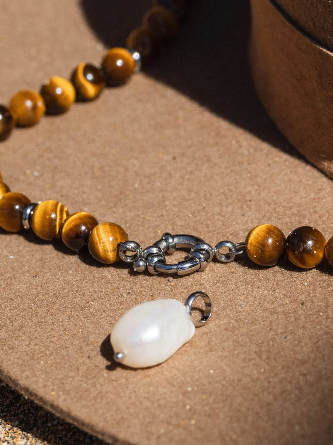 Tiger's Eye Charm Kette